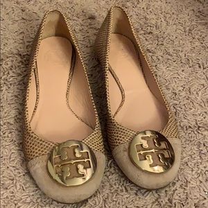 Tory Burch size 7 tan flats